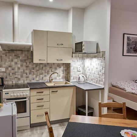 Krejcovstvi Apartman Mělník Kültér fotó