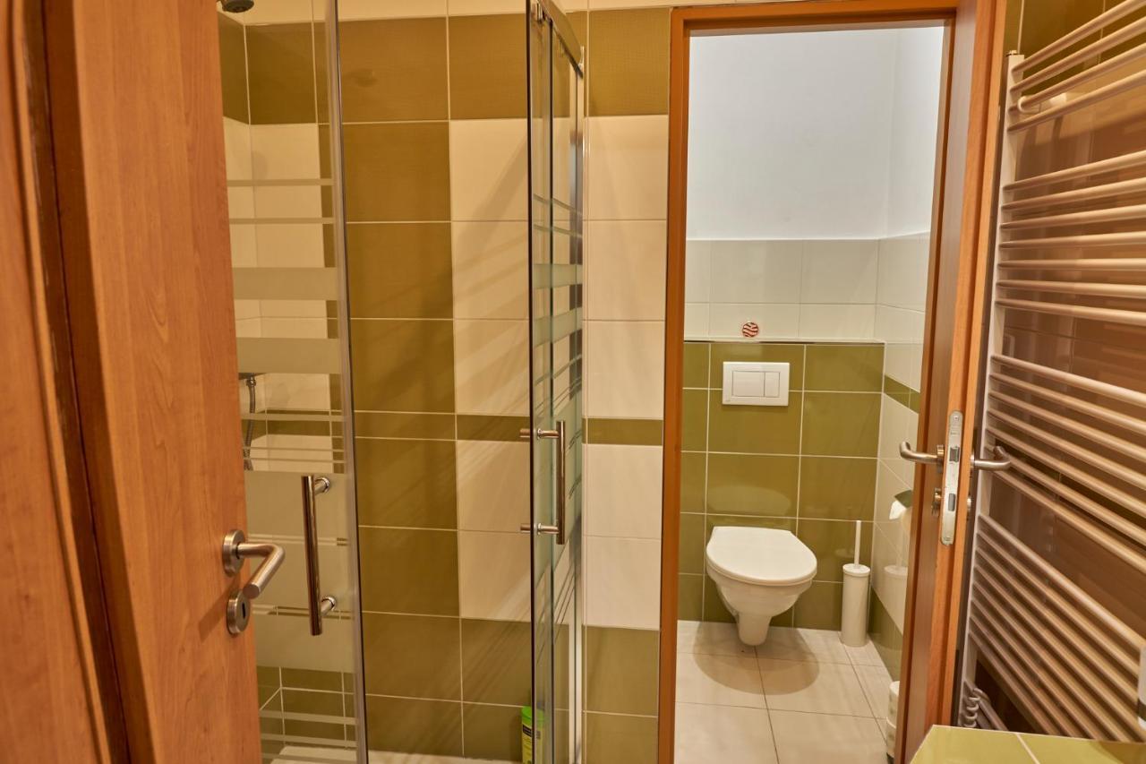Krejcovstvi Apartman Mělník Kültér fotó